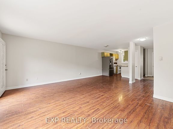 4th image of 1775 Culver Dr #116