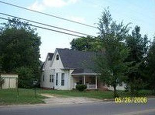 191 S Main St, Lexington, TN 38351