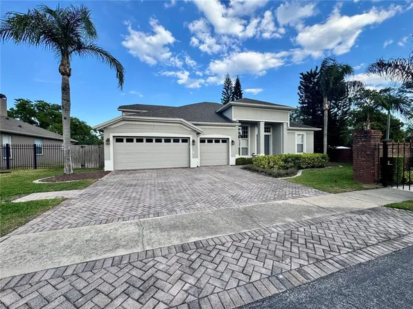 651 Park Forest Ct, Apopka, FL 32703