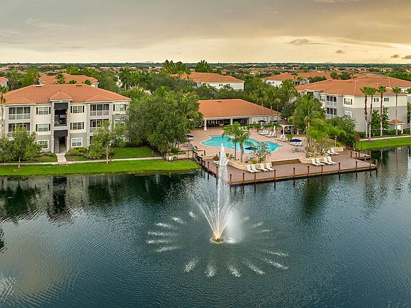 Aerial view of Yacht Club
