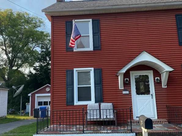 106 Division St, Portland, PA 18351