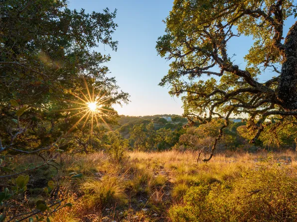 259 Lookout Point N, Boerne, TX 78013