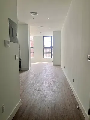 Rented by R New York | media 15