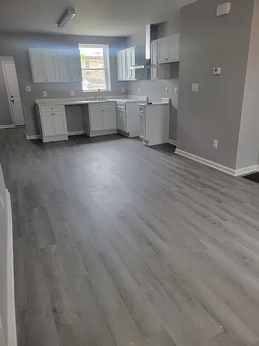 3522 Esther Pl Photo 1