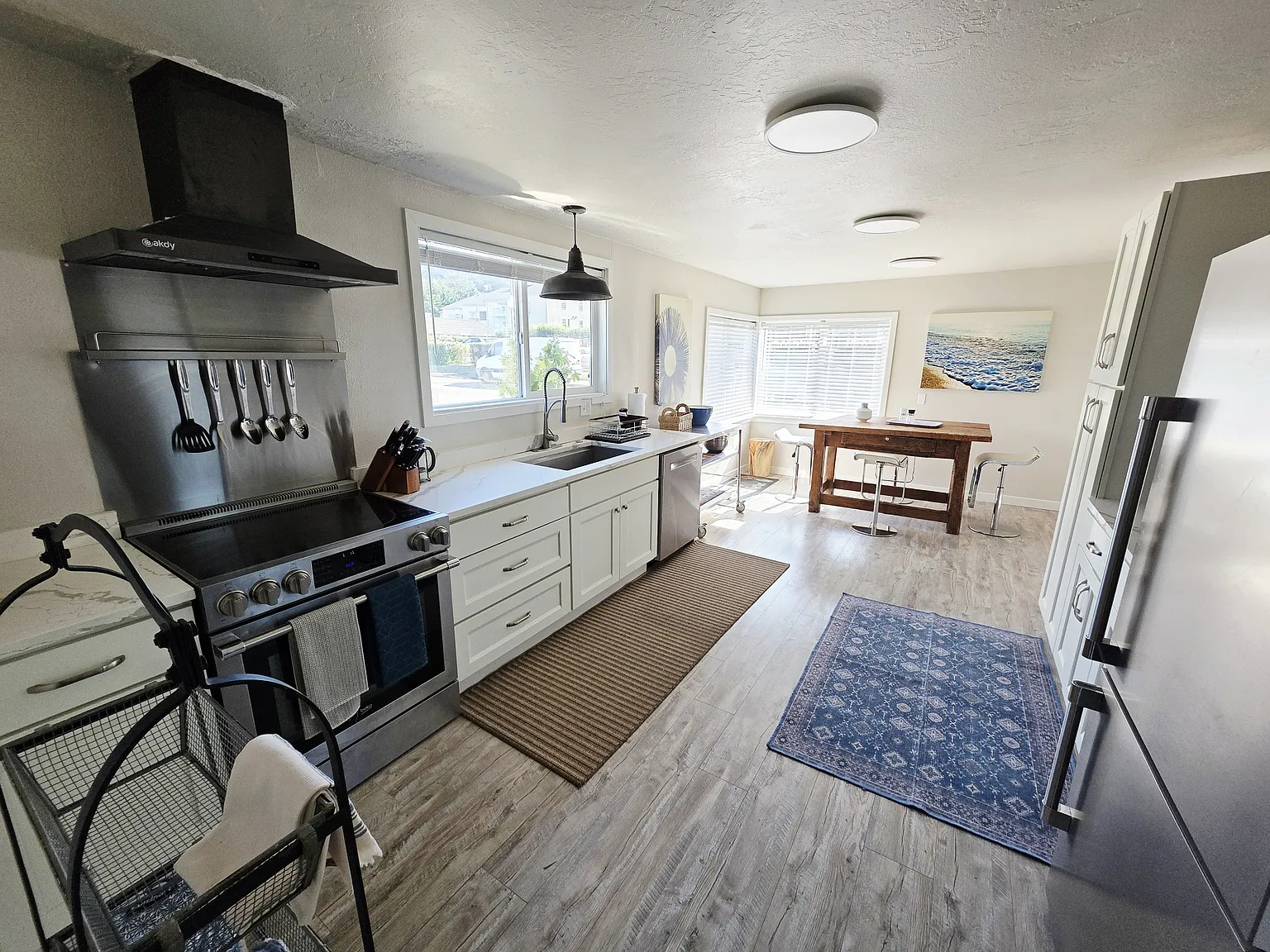 955 SW 51st St — Photo 3