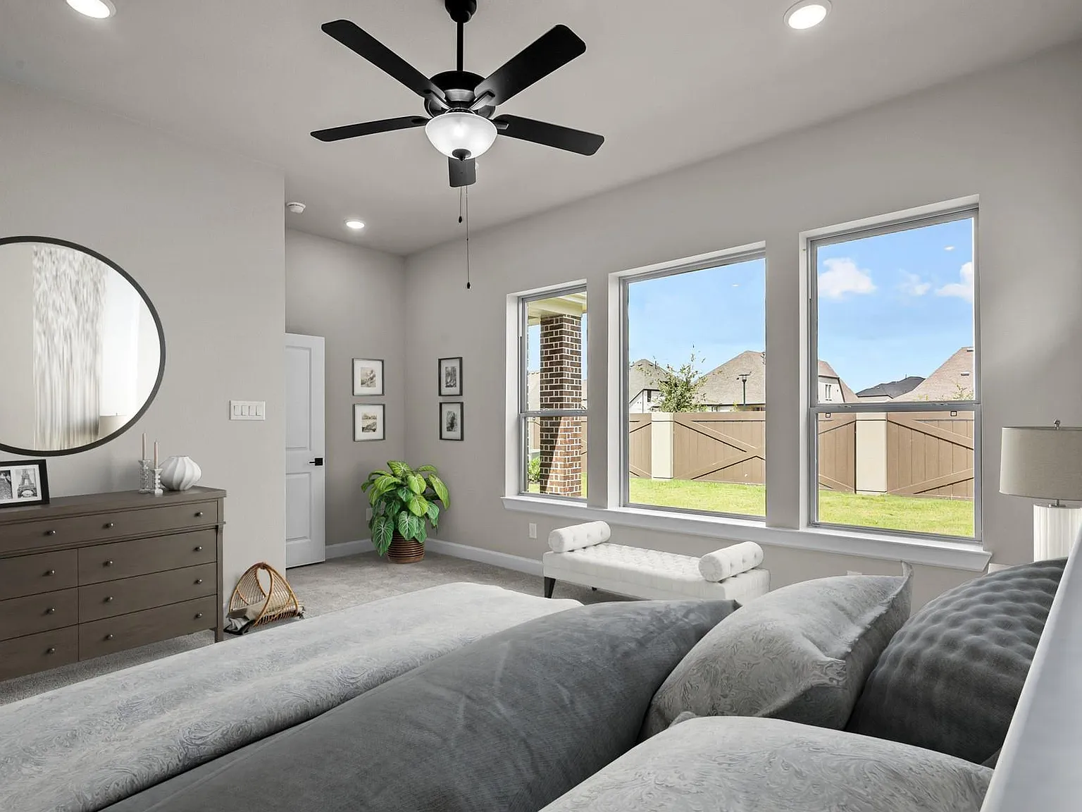 4 bed, 3.0 bath, 2848 sqft, $3,400 — Photo 4