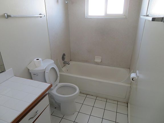 4th image of 4619 Ashdale Ct