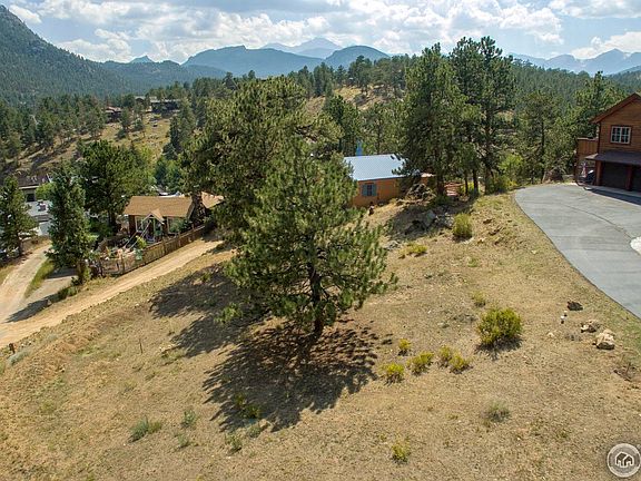5th image of Big Horn Dr