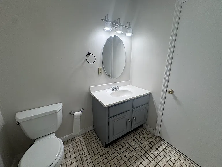 168 Pine St #5 — Photo 14