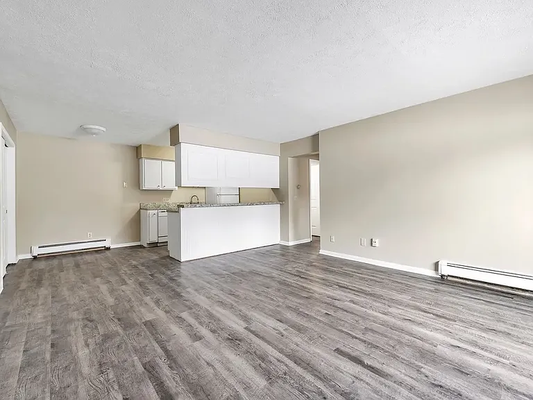 905 Coolidge Rd — Photo 11