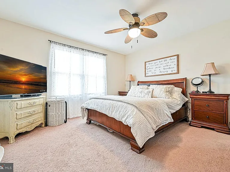 16 Country Hollow Cir — Photo 7