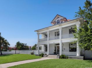 321 E Dewey Place, San Antonio, TX 78212