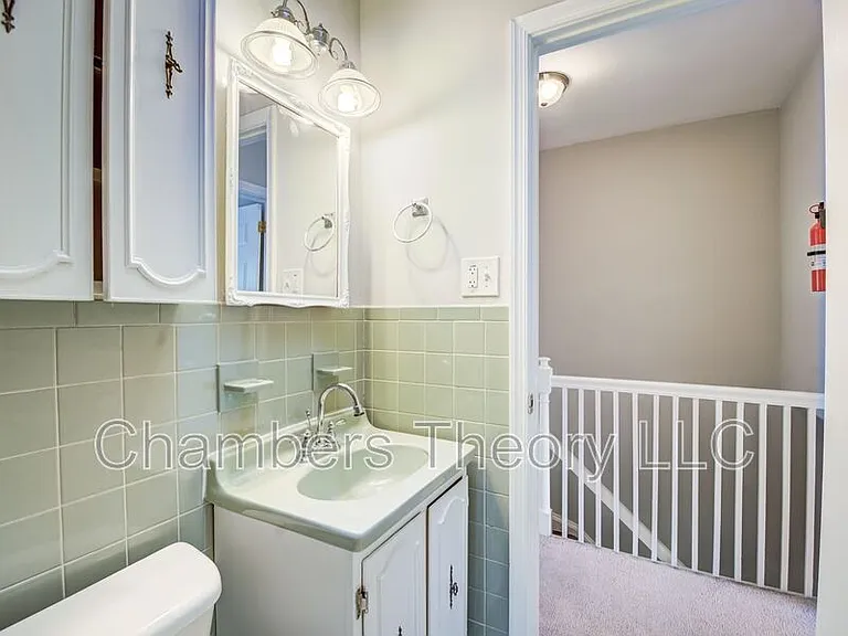 1417 Downing St NE — Photo 32