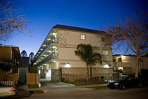 2nd image of 1410 N Durant St APT 107