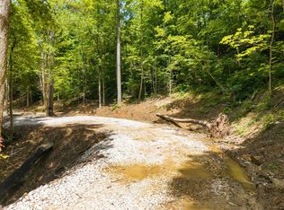131 High Ridge Rd, Campton, KY 41301