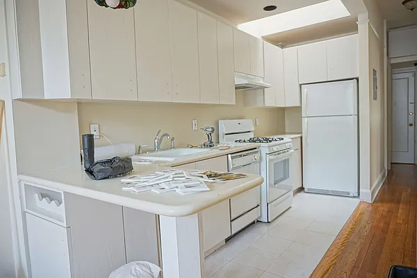 Rented by Coldwell Banker Reliable Real Estate | media 22