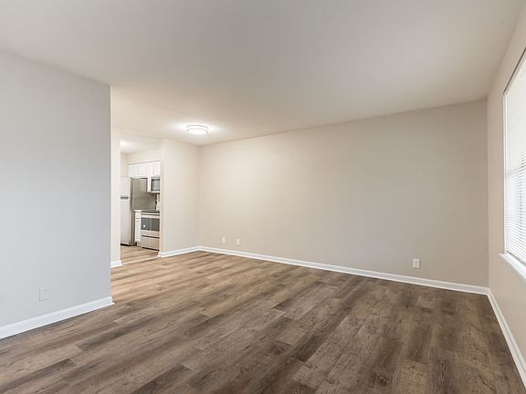 3rd image of 224 Midtown Ln #716