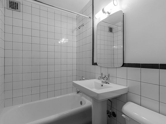 5th image of 307 E 44th St APT 308
