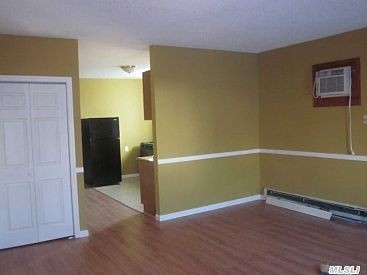 2nd image of 13504 Sutter Ave