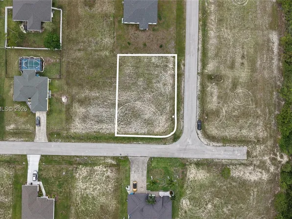 2009 NW 2nd Ave, Cape Coral, FL 33993