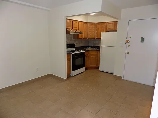 Rented by Blue Chip Real Estate Group LLC | media 7