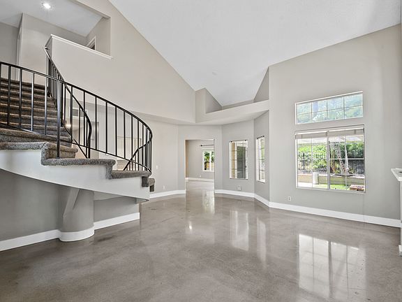 2nd image of 6068 E Hackamore Ln