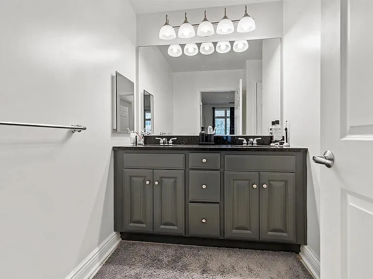 7400 River Rd #442 — Photo 13