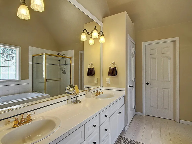 Primary main floor bathroom