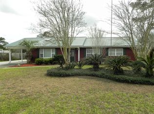 19 Goff St, Daleville, AL 36322