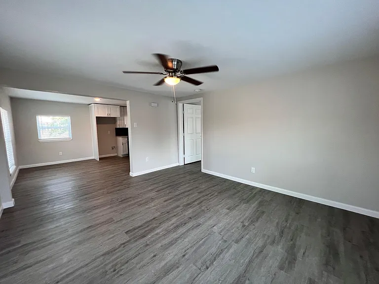 6708 Avenue I #E — Photo 5