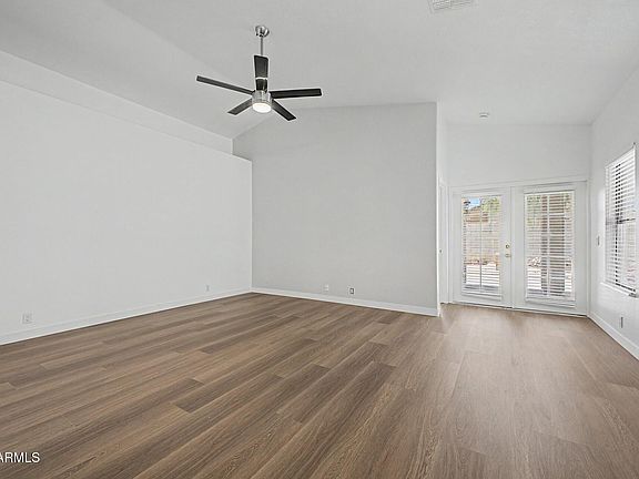 4th image of 8868 W Laurel Ln