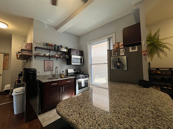 3rd image of 2020 24th Ave #1F