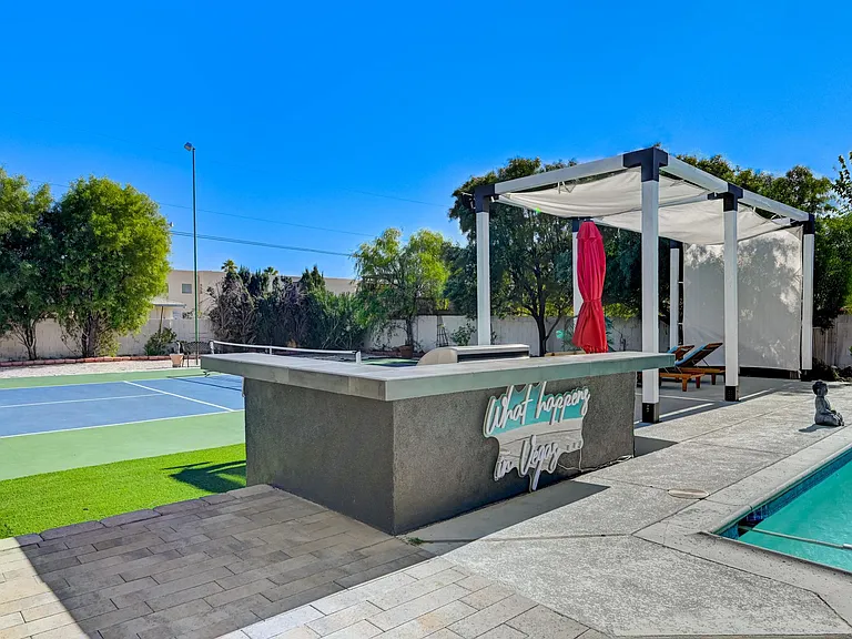 2660 S Bronco St — Photo 36