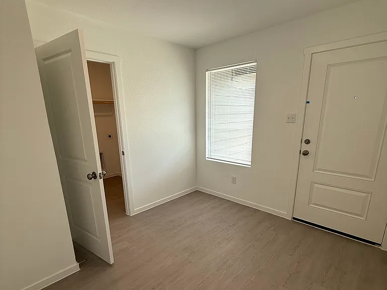 604 Rancho Del Cielo Loop — Photo 13