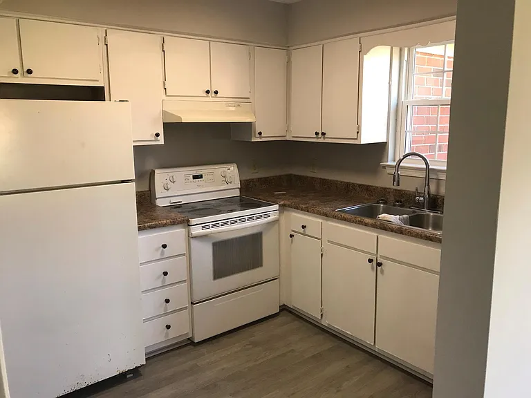 293 Circuit Ln #F — Photo 6