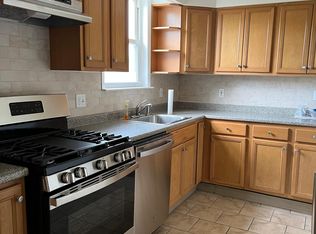 115 Glover Ave #2, Yonkers, NY 10704