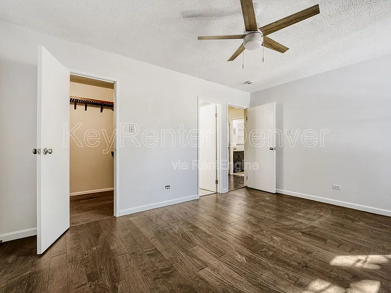 2120 S Vaughn Way #206F — Photo 15