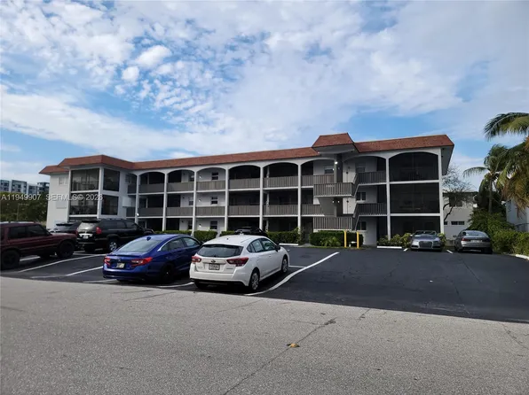 651 Pine Dr APT 110, Pompano Beach, FL 33060