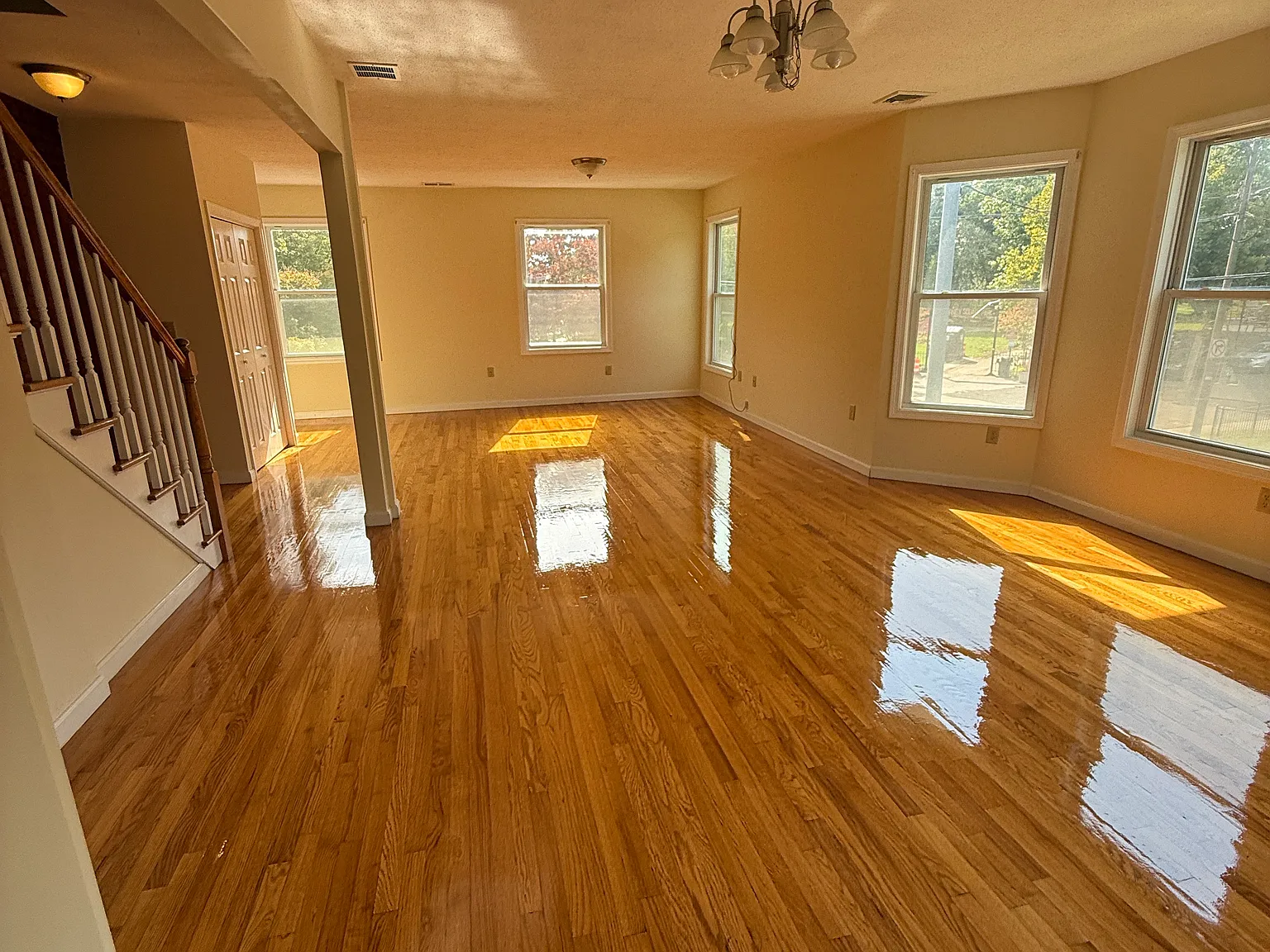 3 bed, 1250 sqft, $2,000 — Photo 1