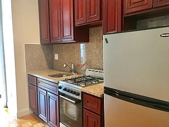 Rented by Best Apartments North Inc