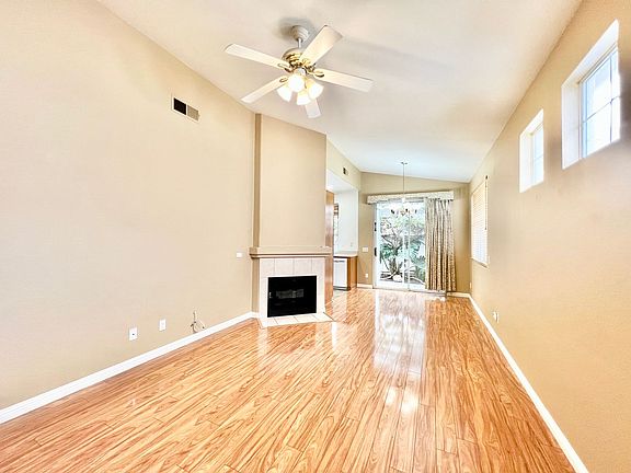 4th image of 8281 Gold Coast Dr Unit 5