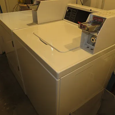 Rented by YCL Real Estate Consulting Group LLC | media 24