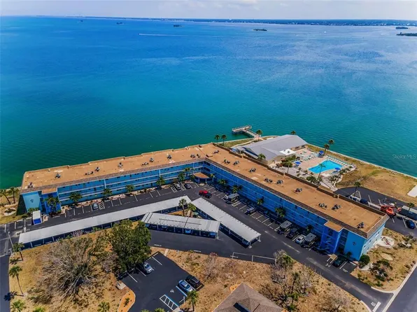 5 Gateshead Dr APT 308, Dunedin, FL 34698