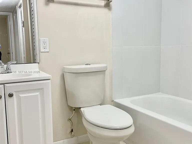 5825 W 25th Ct #311 — Photo 9