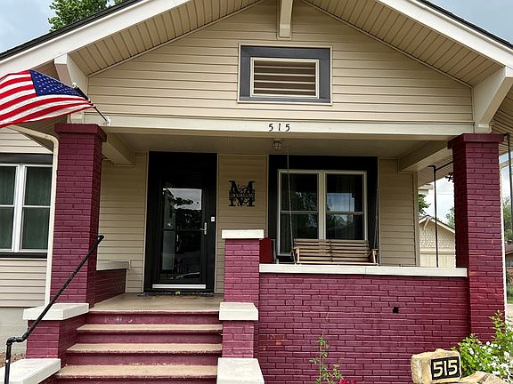 3rd image of 515 E 3rd Ave