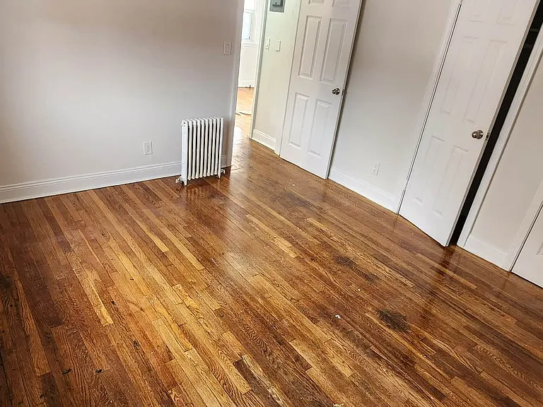 67-13 Cloverdale Blvd #8 — Photo 5