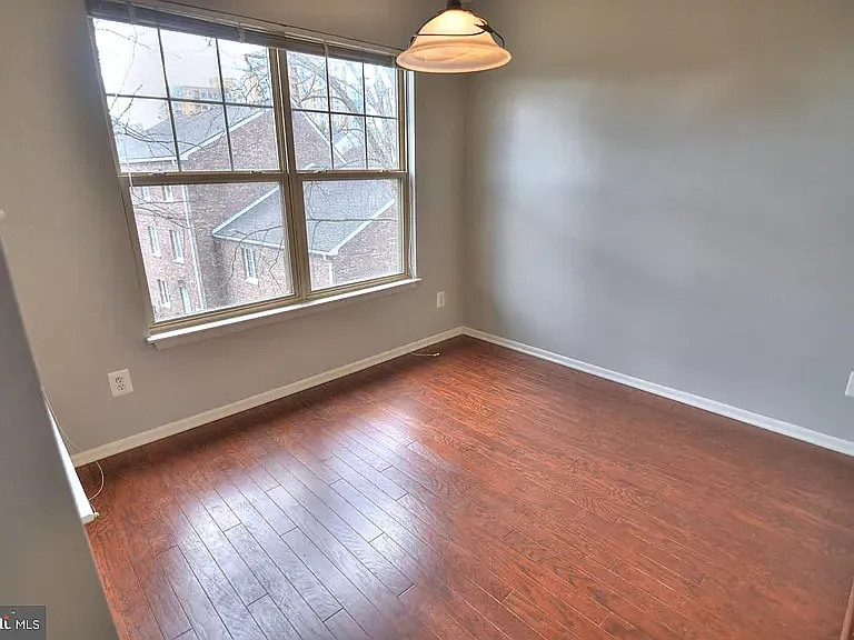 1707 Ascot Way #E — Photo 3