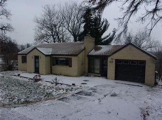 1537 Pine Run Rd, Rochester, PA 15074