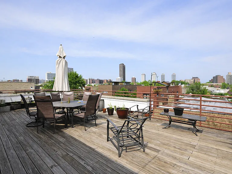 924 W Cornelia Ave #4S — Photo 19