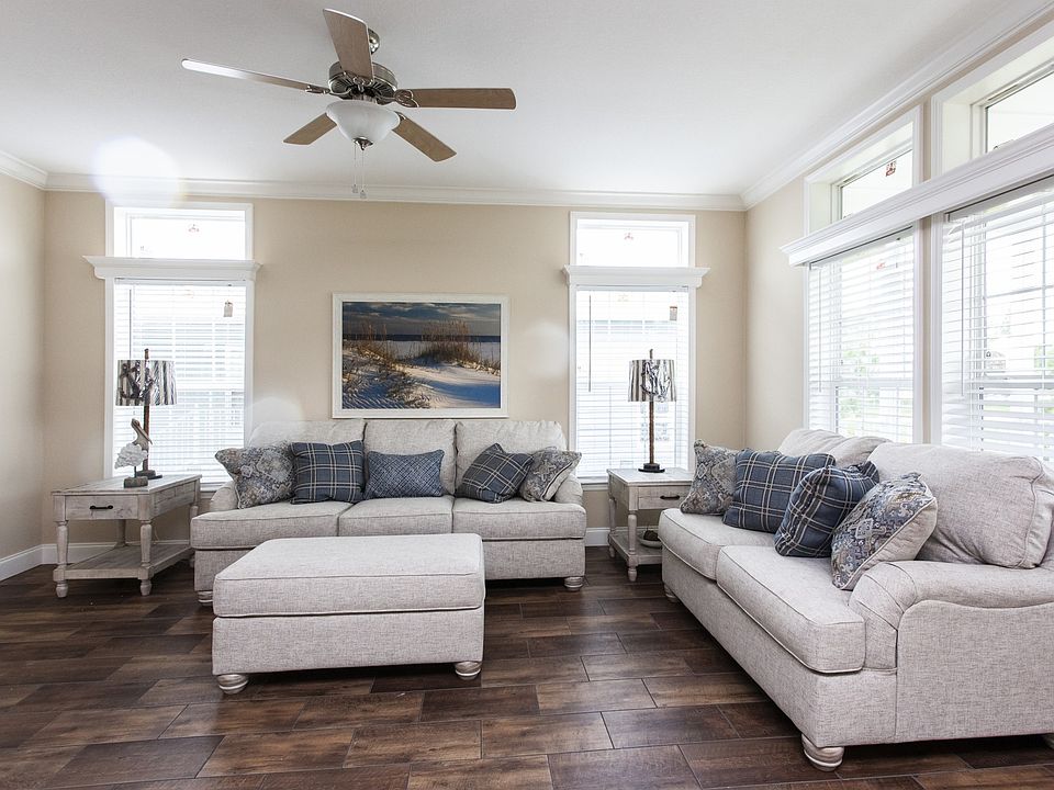 2nd image of 2644 Pier Dr #4091